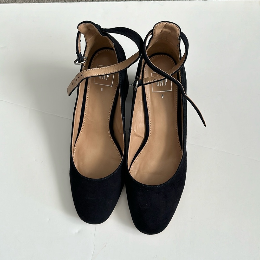 Gap suede vegan block heel size 8 indigo blue